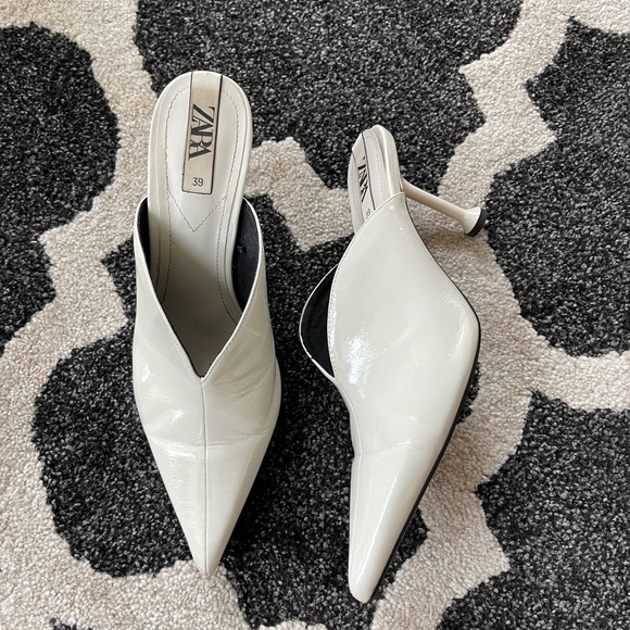 Zara White Pointy Heels - Size 39 - Picture 5 of 5